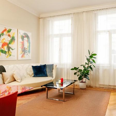 Apartments Fuchsthallergasse Vienna Exterior photo
